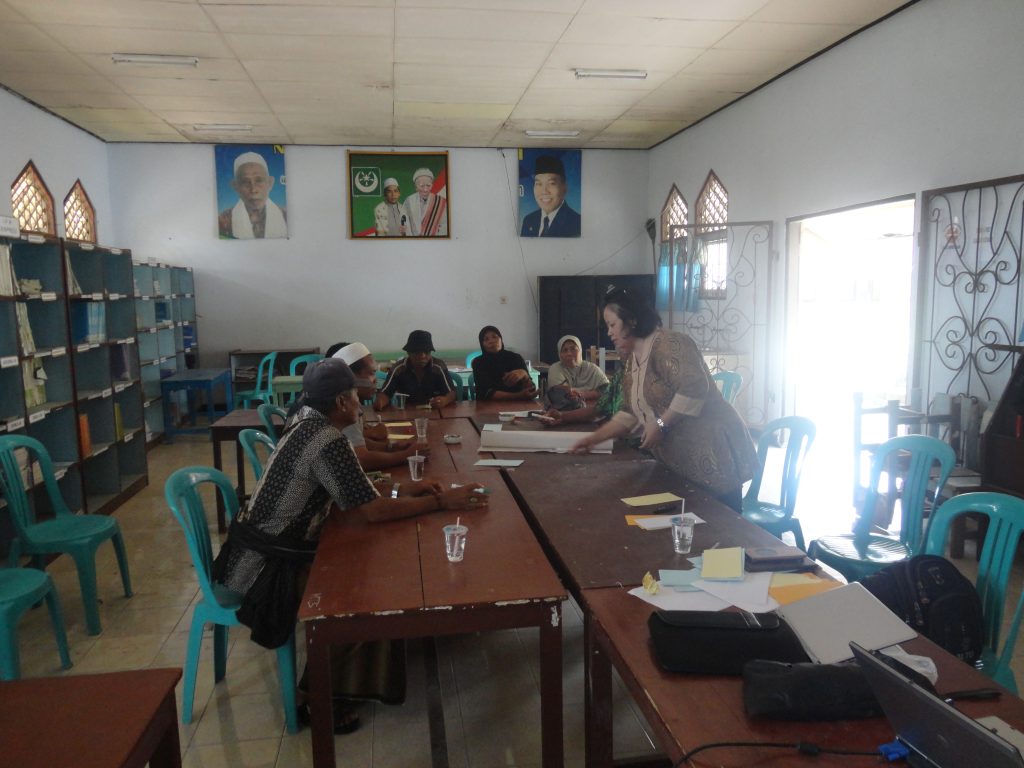 training manajemen koperasi lotim